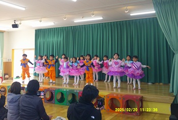 年中 踊り